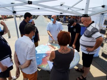 Débat mobile à Valras Plage